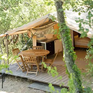 https://camping-la-grangeonne.fr-provencehotel.com